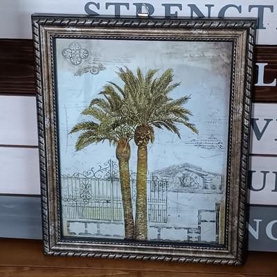 LOT 119: Home Decor Collection- Collage Picture Frame, Throw Pillows, Bud Vase & More