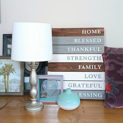 LOT 119: Home Decor Collection- Collage Picture Frame, Throw Pillows, Bud Vase & More