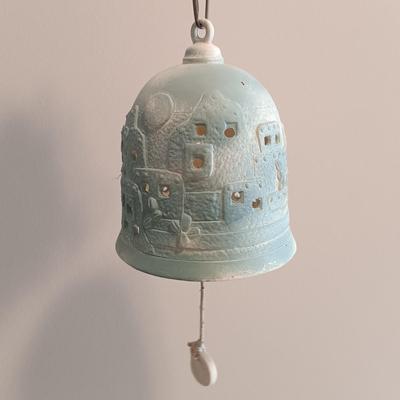 LOT 124: White Console Table with Baskets and Plant Holders