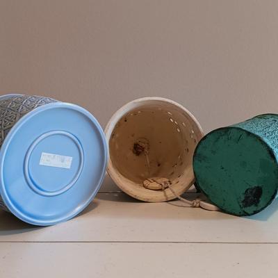 LOT 124: White Console Table with Baskets and Plant Holders