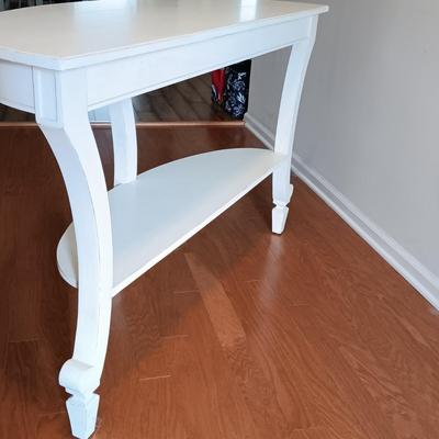 LOT 124: White Console Table with Baskets and Plant Holders