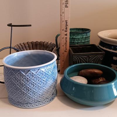 LOT 124: White Console Table with Baskets and Plant Holders