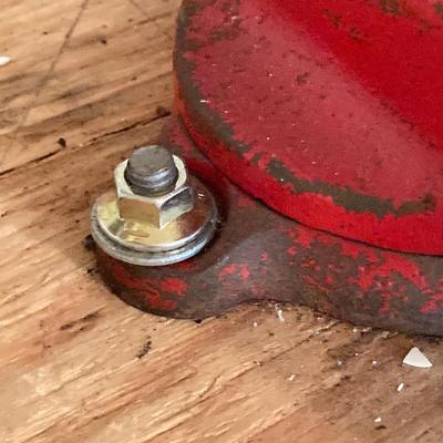 LOT 136: Craftsman Anvil Style Bench Vise