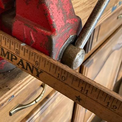 LOT 136: Craftsman Anvil Style Bench Vise