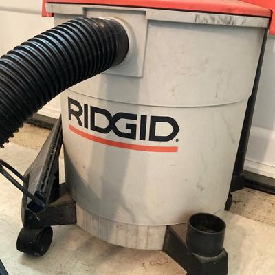 LOT 137: Ridgid 3.25 HP Wet Dry Shop Vac with Oreck Portable Vacuum