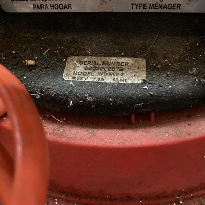 LOT 137: Ridgid 3.25 HP Wet Dry Shop Vac with Oreck Portable Vacuum