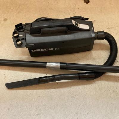 LOT 137: Ridgid 3.25 HP Wet Dry Shop Vac with Oreck Portable Vacuum