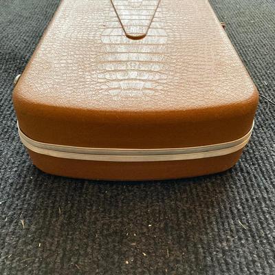 LOT 142: Gun Guard Hard Carrying Case