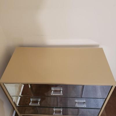 Sale Photo Thumbnail #130