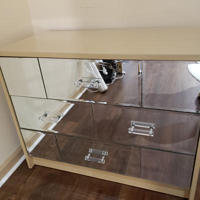 Sale Photo Thumbnail #126