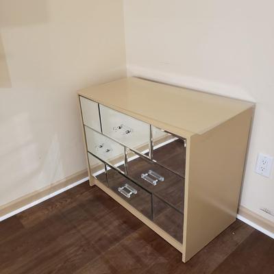 Sale Photo Thumbnail #132