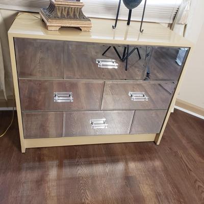 Sale Photo Thumbnail #233