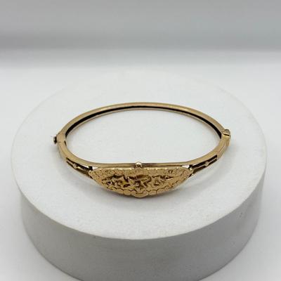 LOT 45J: Antique 14kt Gold Victorian Hinge Bangle Bracelet (13.26g)