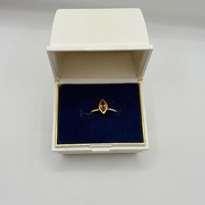 LOT 47J: Vintage 14kt Gold Ring Size 5.5 (2.26g)
