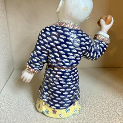 LOT 53F: Pair of Hand Painted Chinese Porcelain Figurines