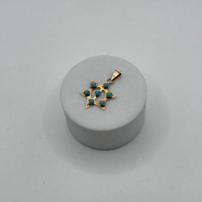 LOT 55J: 14kt Gold Star of David Pendant (1.39g)