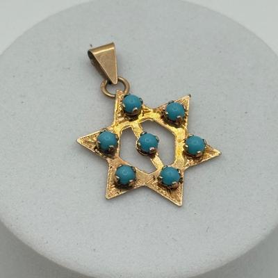 LOT 55J: 14kt Gold Star of David Pendant (1.39g)