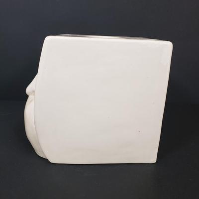 LOT 61MB: Vintage Fitz & Floyd Ceramic Sneezing Man Tissue Box Cover