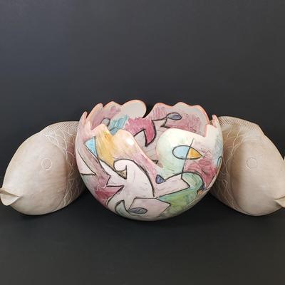 LOT 63MB: Ceramic Abstract Art Signed Harris Cies & Pair of Hand Carved Wooden Fish Statues