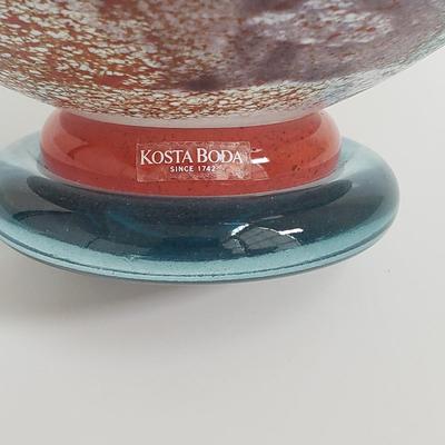 LOT 67MB: Kosta Boda & Signed Art Glass Bowls
