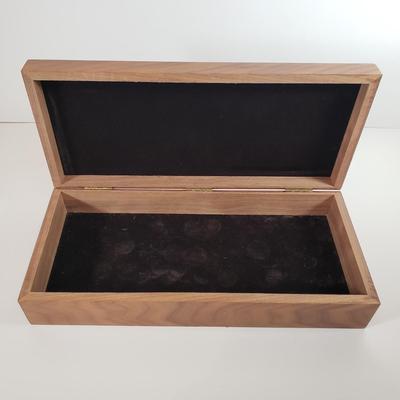 LOT 78MB: Engraved Metal Bison Note Wooden Box