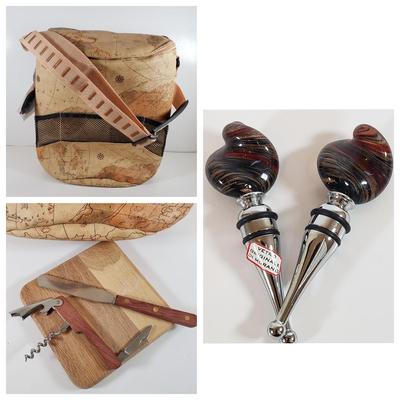 LOT 79MB: Pair of Murano Glass Wine Stoppers & World Style Map Insulated Picnic/Wine Bag(New)