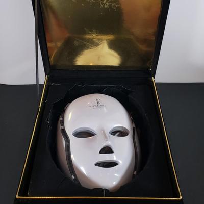 LOT 80MB: Predire Paris 8 Element Skincare Mask