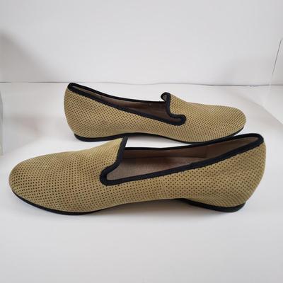 LOT 122M: Cole Haan Lace Up Loafers & Munro Slide On Loafers