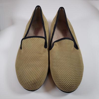 LOT 122M: Cole Haan Lace Up Loafers & Munro Slide On Loafers