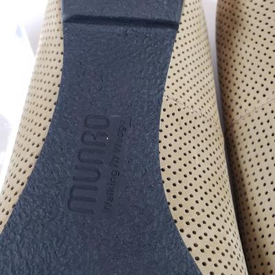 LOT 122M: Cole Haan Lace Up Loafers & Munro Slide On Loafers