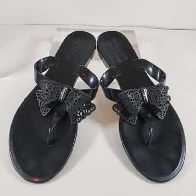 LOT 123M: Salvatore Ferragamo Jelly Sandals with Bows Size 9
