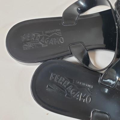 LOT 123M: Salvatore Ferragamo Jelly Sandals with Bows Size 9