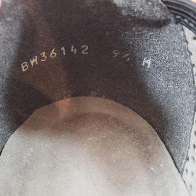 LOT 124M: Prevada Stretch Ankle Boots & Stuart Weitzman Black Suede Heels