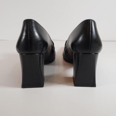 LOT 125M: Paul Green Black Leather Chunky High Heel Loafers