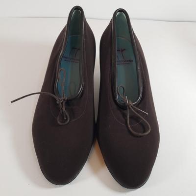 LOT 128M: Thierry Rabotin Stretch Heels & Peep Toe Leather Heels