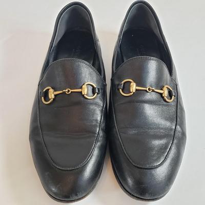 LOT 134M: Gucci Brixton Soft Leather Loafers Size 8.5/9