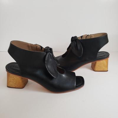 LOT 135M: Matching Bernardo Wooden Block Heel Bootie Sandals