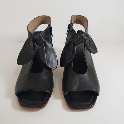 LOT 135M: Matching Bernardo Wooden Block Heel Bootie Sandals