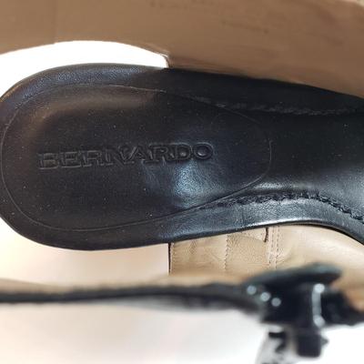 LOT 135M: Matching Bernardo Wooden Block Heel Bootie Sandals