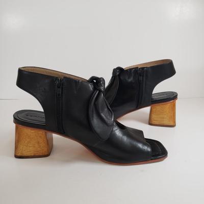 LOT 135M: Matching Bernardo Wooden Block Heel Bootie Sandals