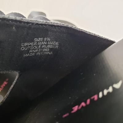 LOT 136M: Isaac Mizrahi Floral Slides & Pedro Garcia Black Suede Wedge Sandals