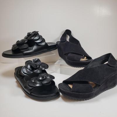 LOT 136M: Isaac Mizrahi Floral Slides & Pedro Garcia Black Suede Wedge Sandals