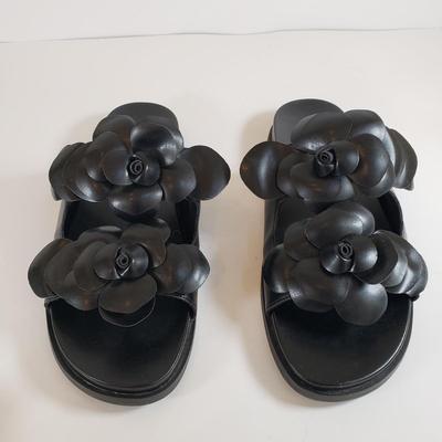 LOT 136M: Isaac Mizrahi Floral Slides & Pedro Garcia Black Suede Wedge Sandals