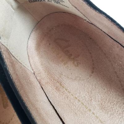 LOT 137M: Clark's Comfort Ballet Flats & Suede Wedge Sandals