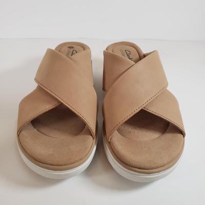 LOT 137M: Clark's Comfort Ballet Flats & Suede Wedge Sandals
