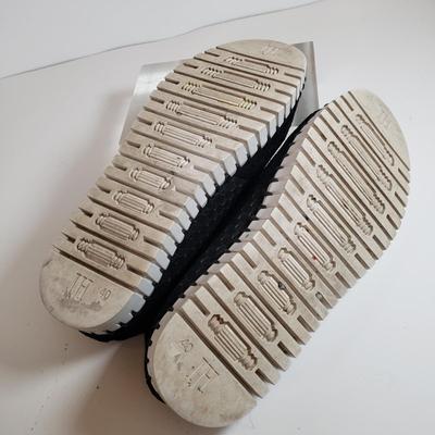 LOT 138M: Tory Burch Espadrilles & Ilse Jacobsen Slip on Shoes