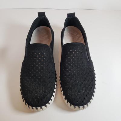 LOT 138M: Tory Burch Espadrilles & Ilse Jacobsen Slip on Shoes