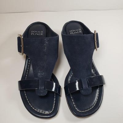 LOT 139M: Vintage Prevata Low Wedge Leopard Print Shoes & Donald Pliner Navy Wedge Sandals