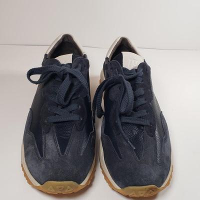 LOT 140M: Comfort Fashion Sneakers by Cole Haan & Paul Green