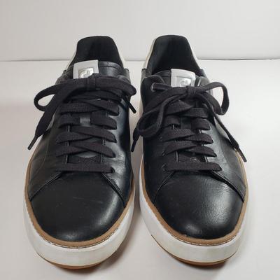 LOT 140M: Comfort Fashion Sneakers by Cole Haan & Paul Green